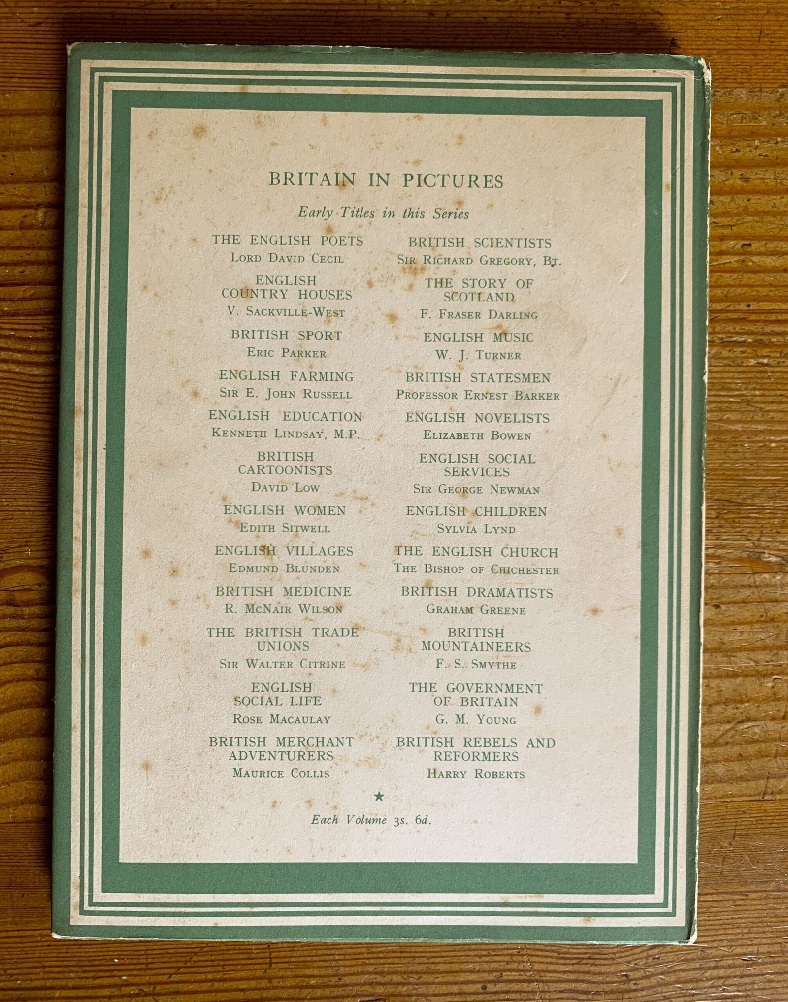 English Country Houses - Vita Sackville-West - Britain in Pictures 5 English Country Houses - Vita Sackville-West - Britain in Pictures - Image 5