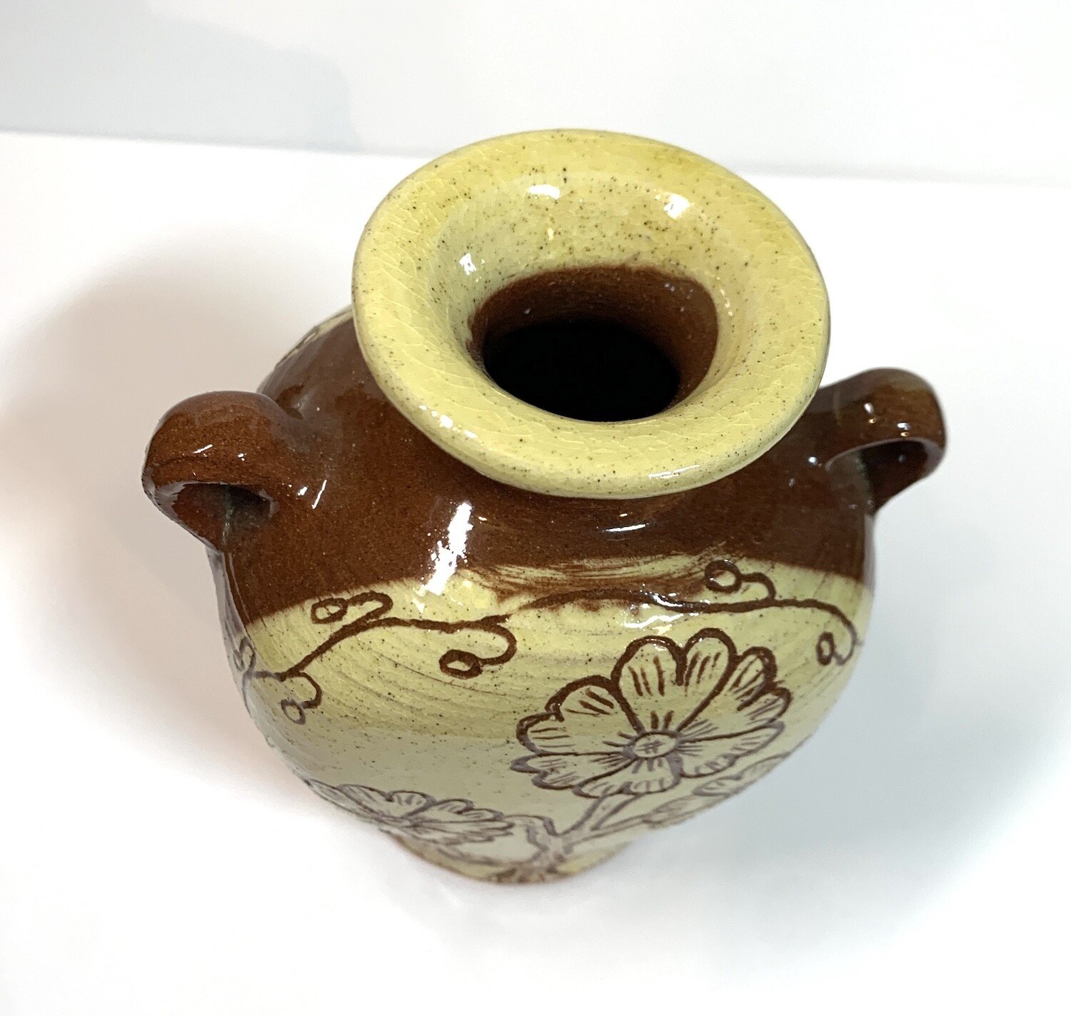 Matt Grimmitt | Sgraffito Bottle-vase 10 Matt Grimmit pottery